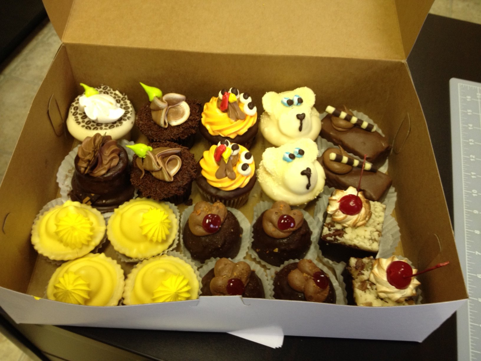 lauris cupcakes